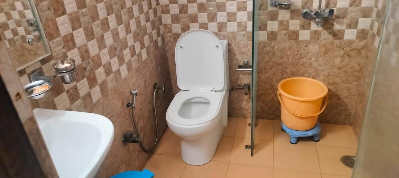 Hotel Surya Lake View Нейнитал Екстериор снимка